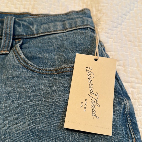 NWT Universal Thread Women’s Blue Washed Mini Skirt Size 6R - Picture 4 of 8